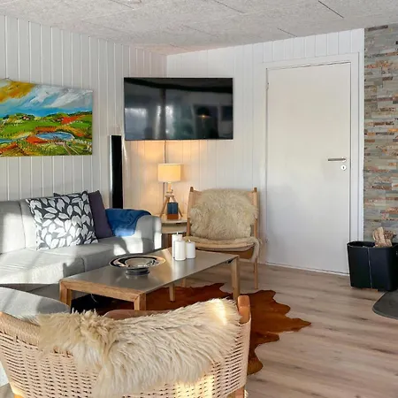 3 Bedroom Awesome In *