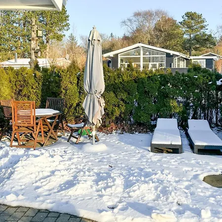 3 Bedroom Awesome In *