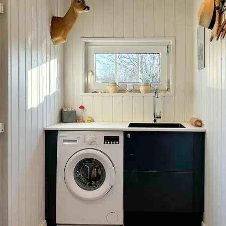 3 Bedroom Awesome In Ferienhaus