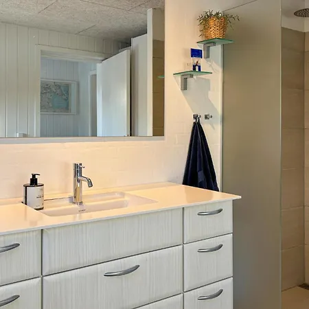 3 Bedroom Awesome In * Farsø