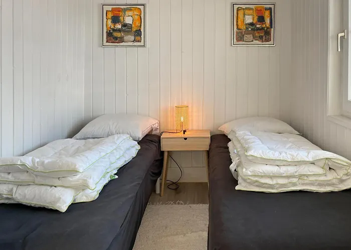 3 Bedroom Awesome In Farsø