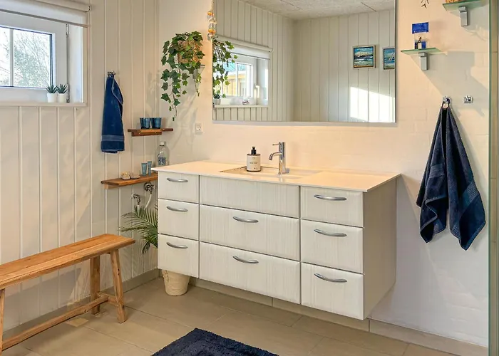 펜션 3 Bedroom Awesome In