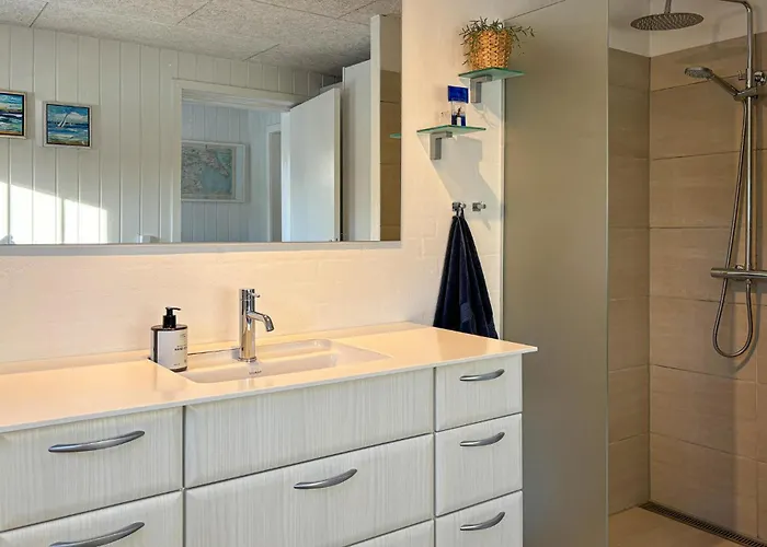 3 Bedroom Awesome In * Farsø